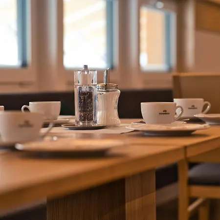 Roessle Und Sport Roessle Skiverleih & Sportgeschaeft