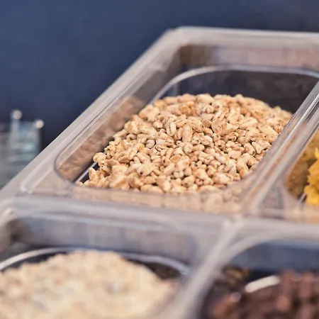 Roessle Und Sport Roessle Skiverleih & Sportgeschaeft شقة فندقية 4*