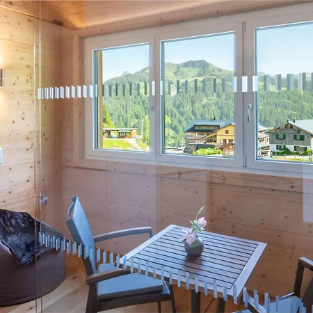 Roessle Aparthotel 4*