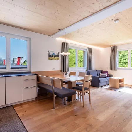 Roessle Und Sport Roessle Skiverleih & Sportgeschaeft