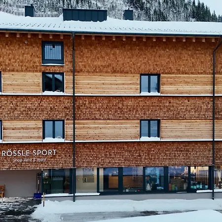 Roessle Und Sport Roessle Skiverleih & Sportgeschaeft شقة فندقية