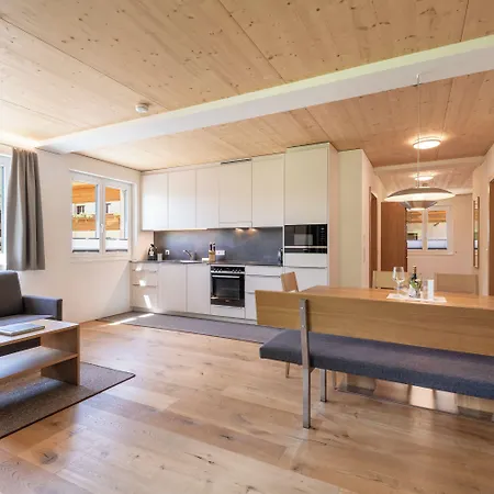 Roessle Und Sport Roessle Skiverleih & Sportgeschaeft 4* فاشينا