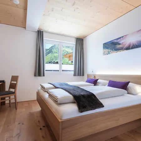 Roessle Und Sport Roessle Skiverleih & Sportgeschaeft شقة فندقية 4*