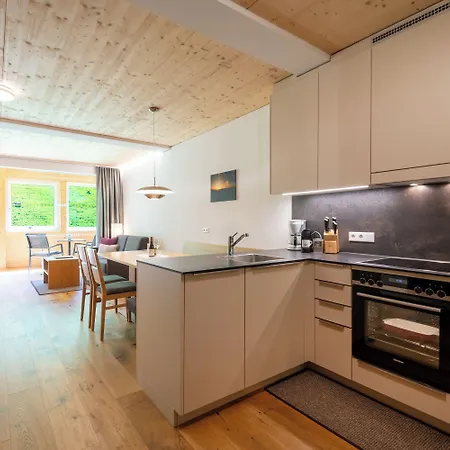 Roessle Und Sport Roessle Skiverleih & Sportgeschaeft 4*